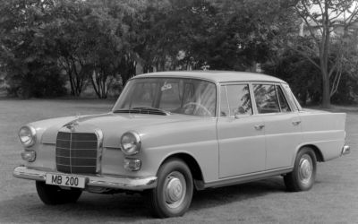 1961 Mercedes-Benz 200 W110