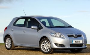 2006 Toyota Auris