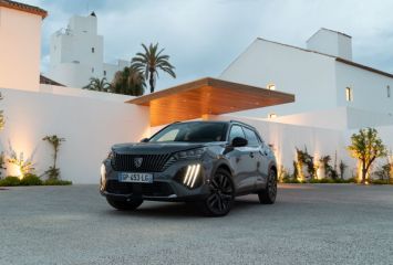 2023 Peugeot 2008 2