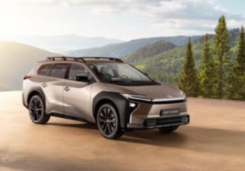 2025 Toyota bZ4X Touring