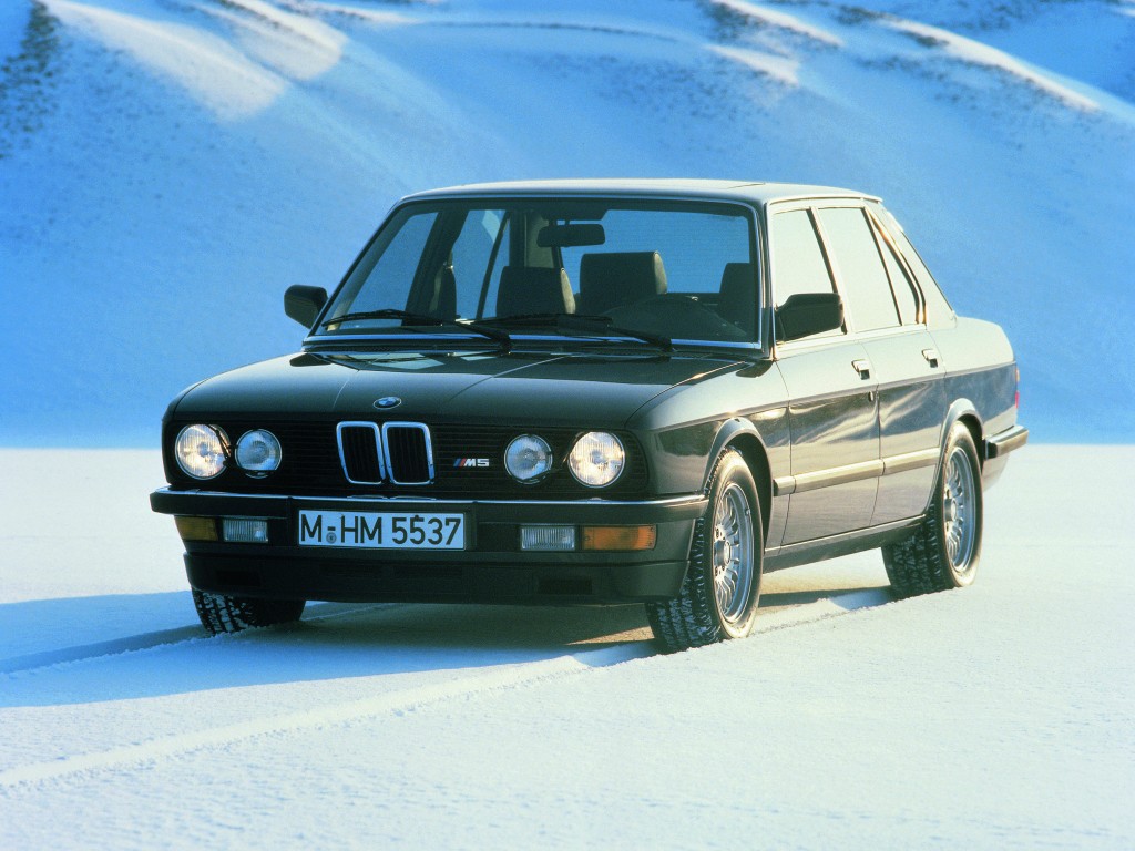 BMW_5er_M5_E28_001.jpg